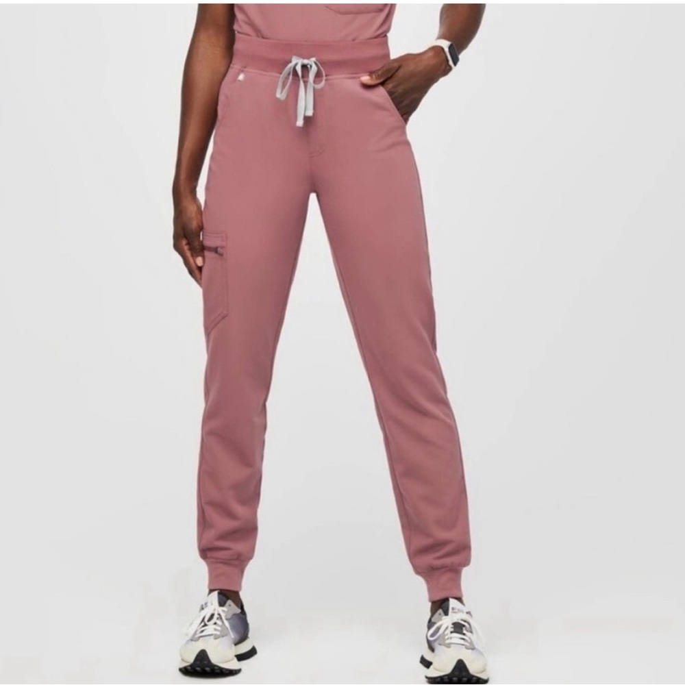 Figs Petite XXS Zamora Jogger Scrub Pants in color Mauve
